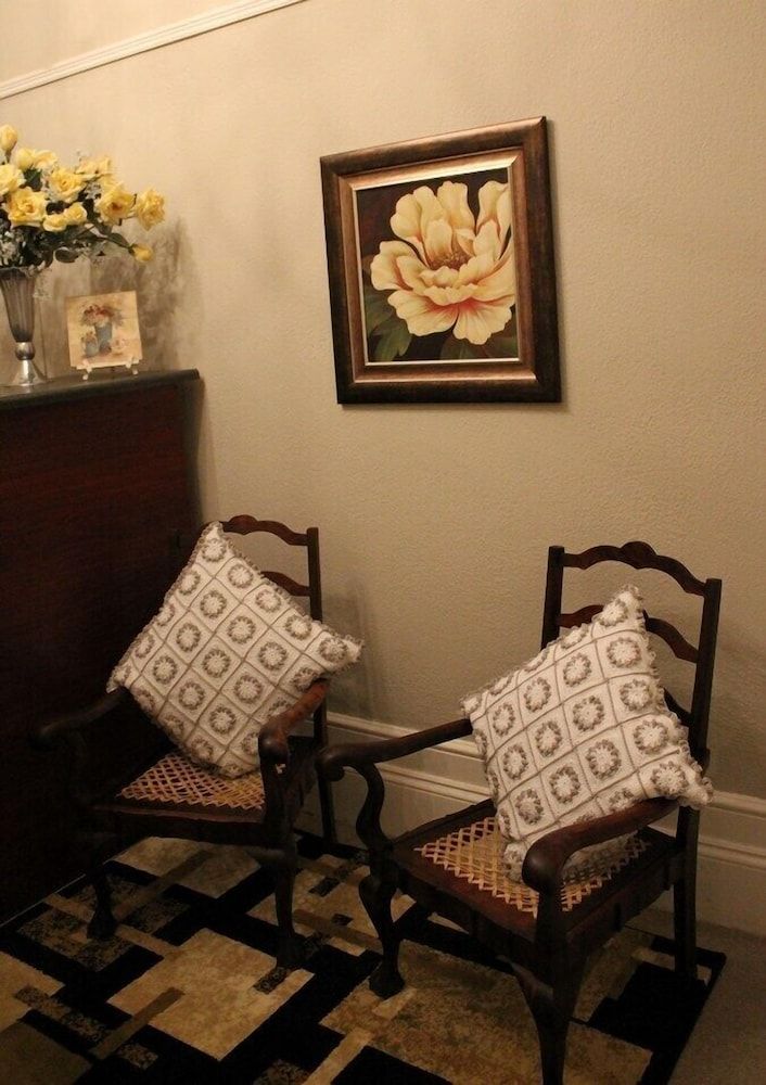 Tranquil House B&B @ 10 Berry St 2