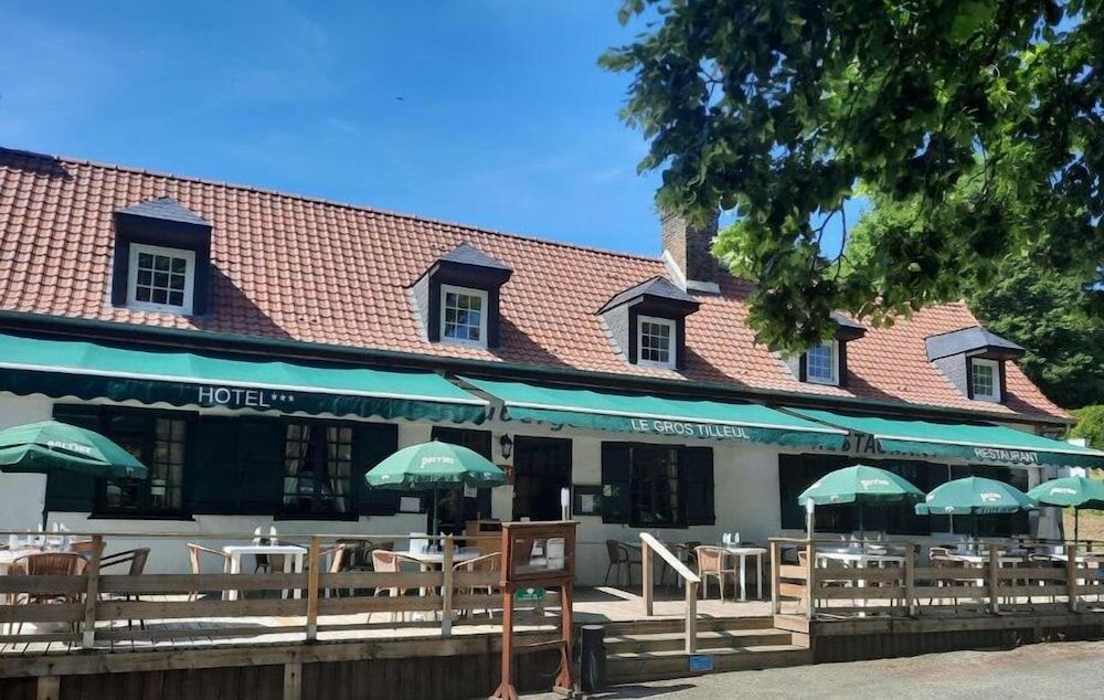 Auberge du Gros Tilleul 3 estrellas en Argoules