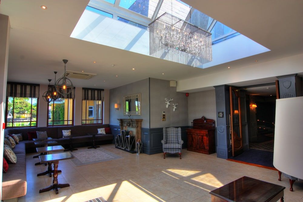 The Devon Inn Hotel 2