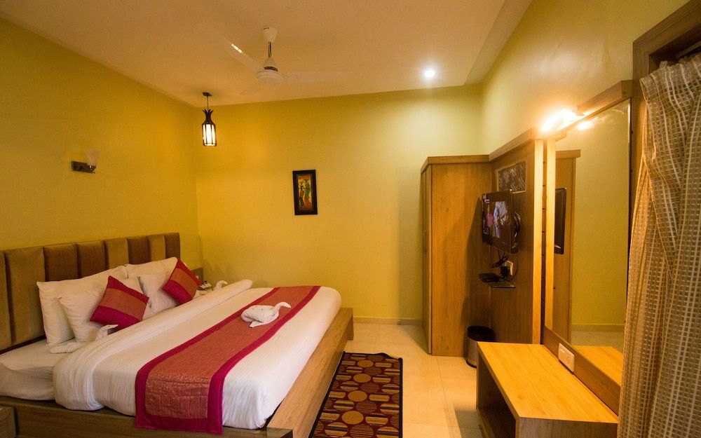 Riverfront Resort 3