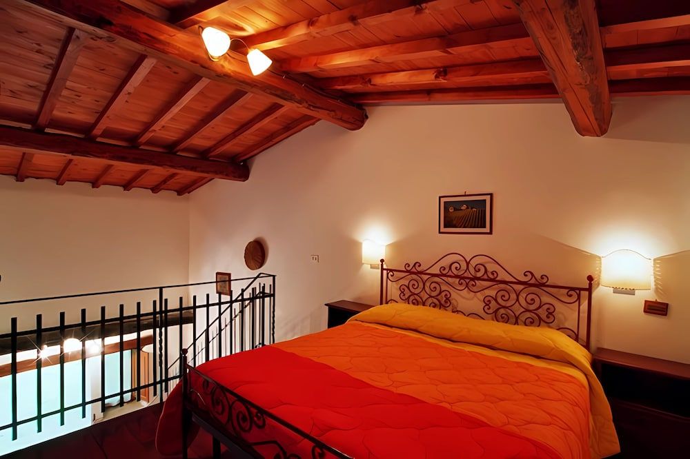 Cozy Welcoming Apartment for a Lovely Stay 2