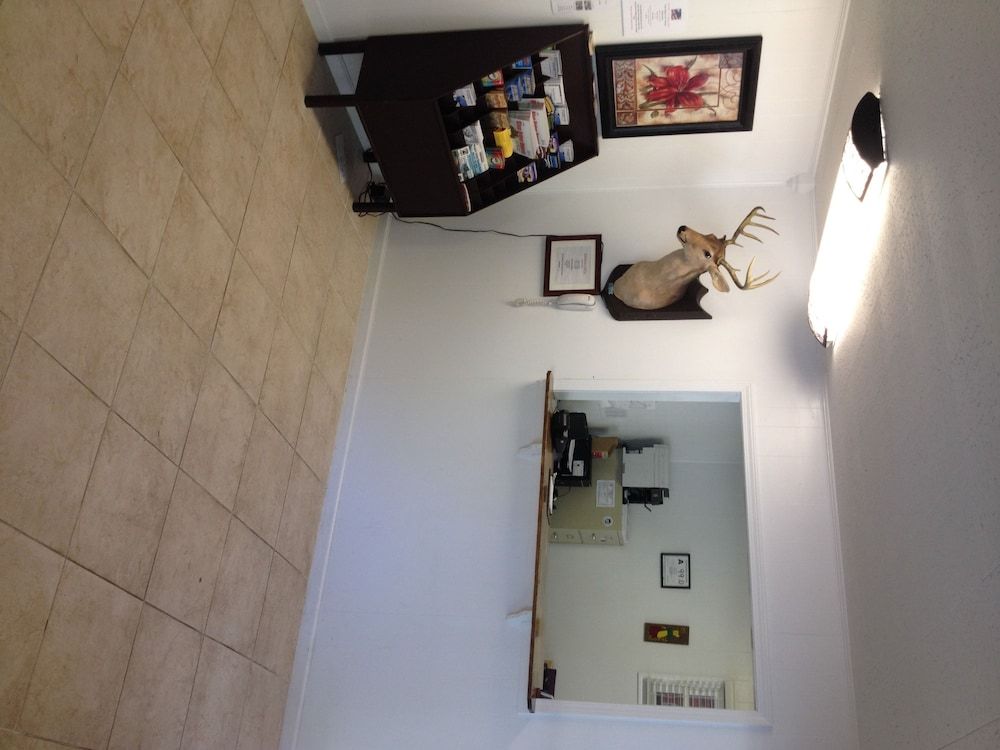 Travelowe's Motel 2