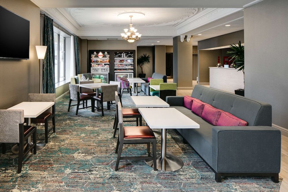 Hampton Inn Freeport 2