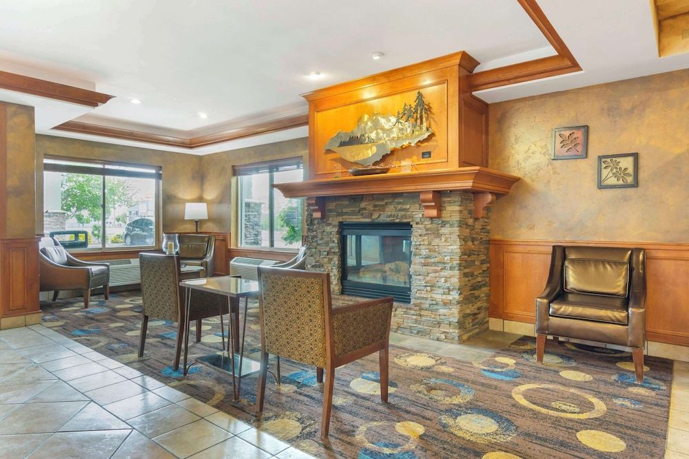 Best Western Plus Ellensburg Hotel 3