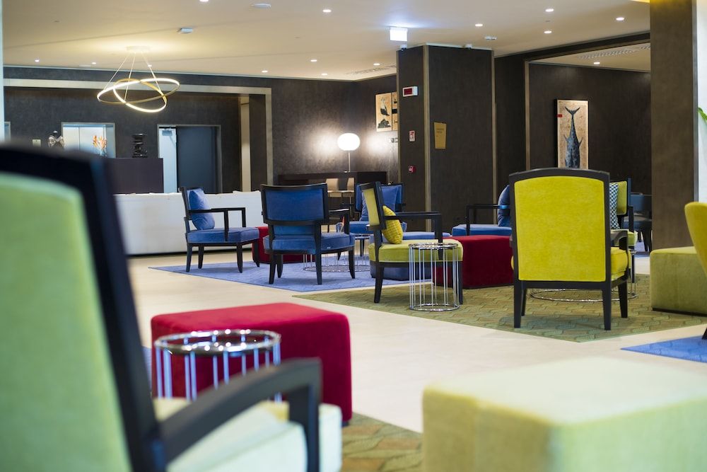 Doubletree by Hilton Pointe-Noire 2