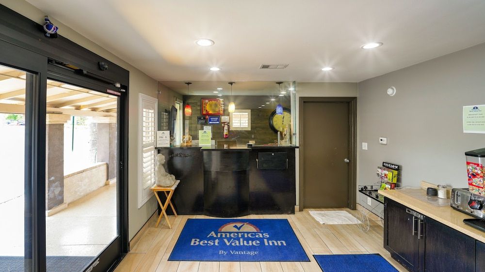 Americas Best Value Inn Antioch 3