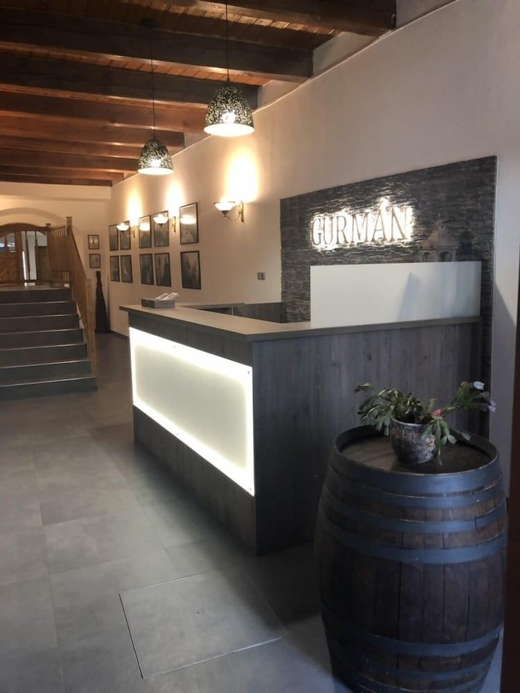 Hotel Gurmán 2