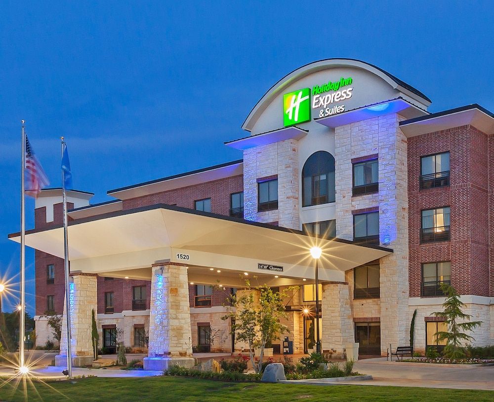 Holiday Inn Express & Suites Duncan by IHG 2 estrellas en Duncan