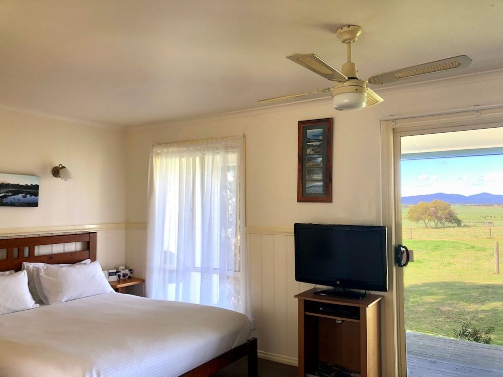 Promhills Cabins 2