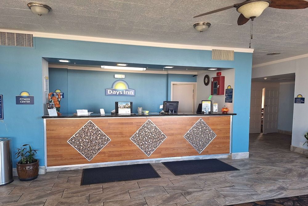 Days Inn by Wyndham Colorado City 3