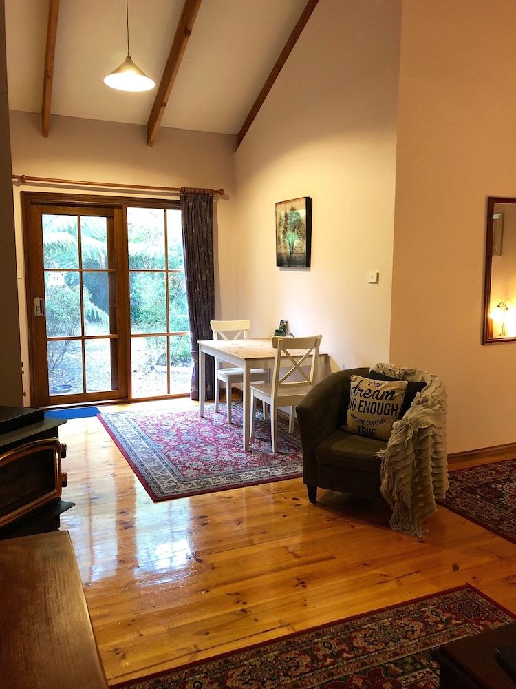 Glenview Retreat Luxury Bed & Breakfast 3