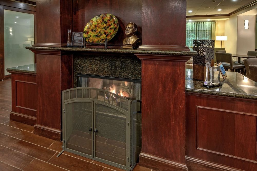 Hampton Inn Cambridge 3