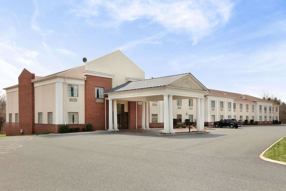 Days Inn by Wyndham Altavista 2 estrellas en Altavista