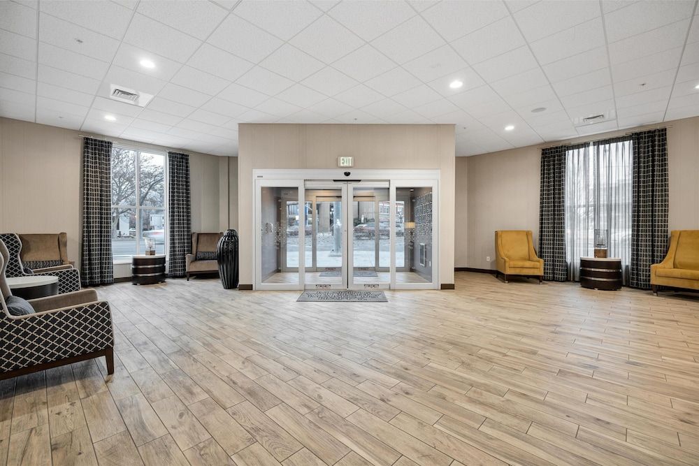 Hampton Inn & Suites Logan 2