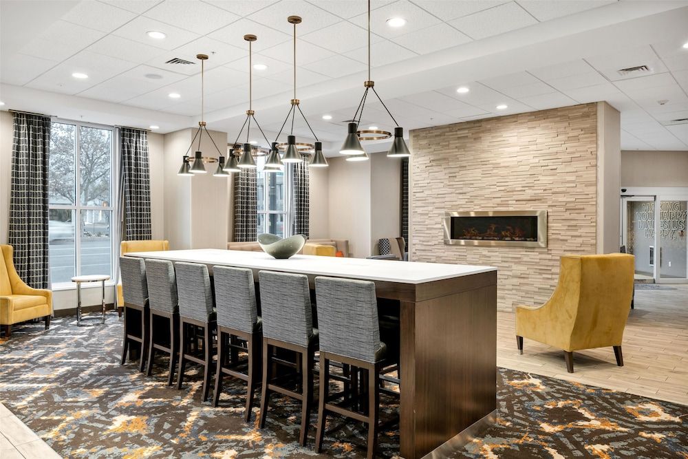 Hampton Inn & Suites Logan 3