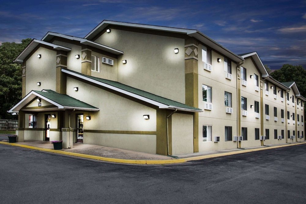 Super 8 by Wyndham Salem VA 3 estrellas en Salem