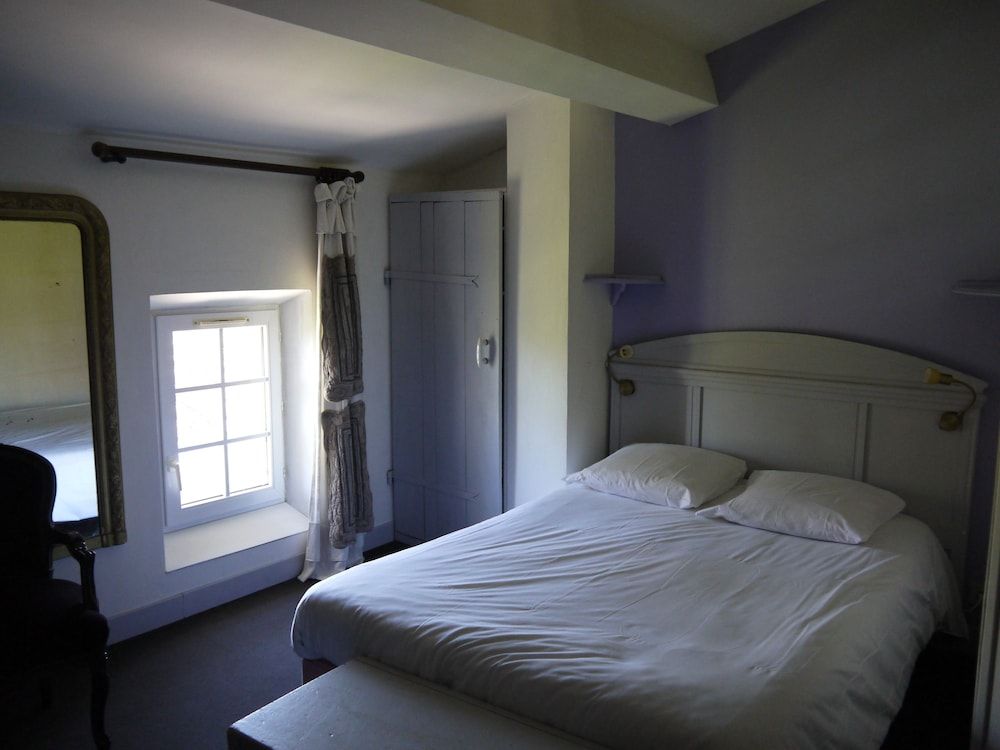 Aux Chambres des Bujours 2
