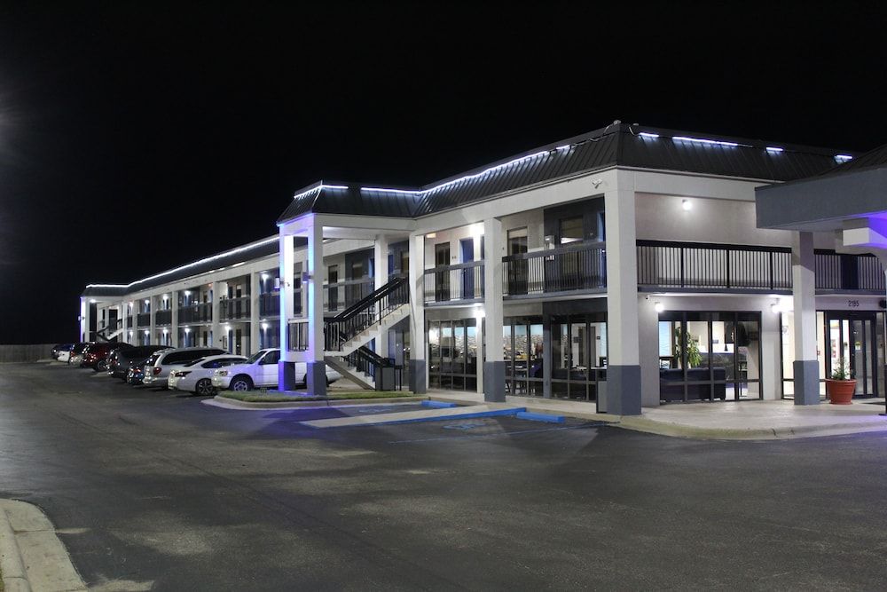 Days Inn by Wyndham Marianna 2 estrelas em Marianna