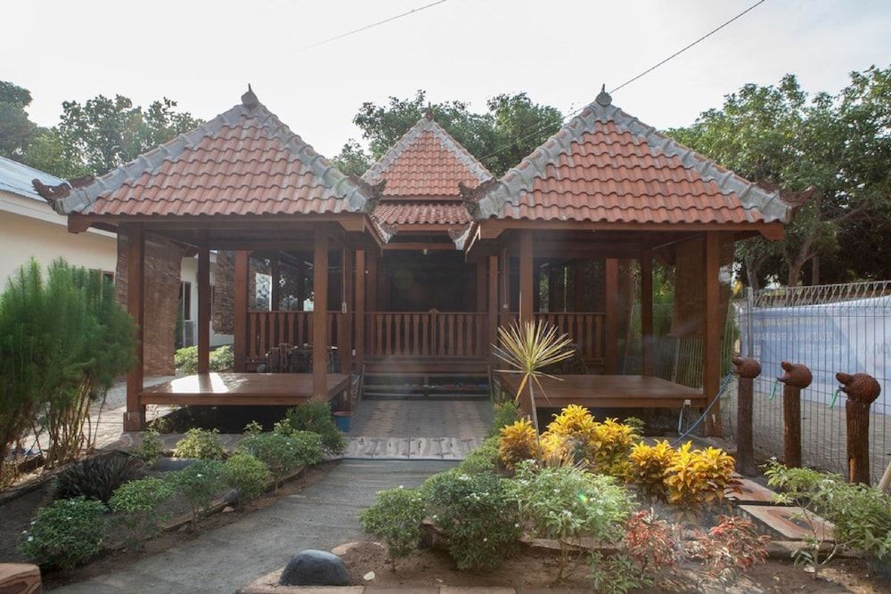 RedDoorz near Baluran National Park 2 estrellas en Pandean