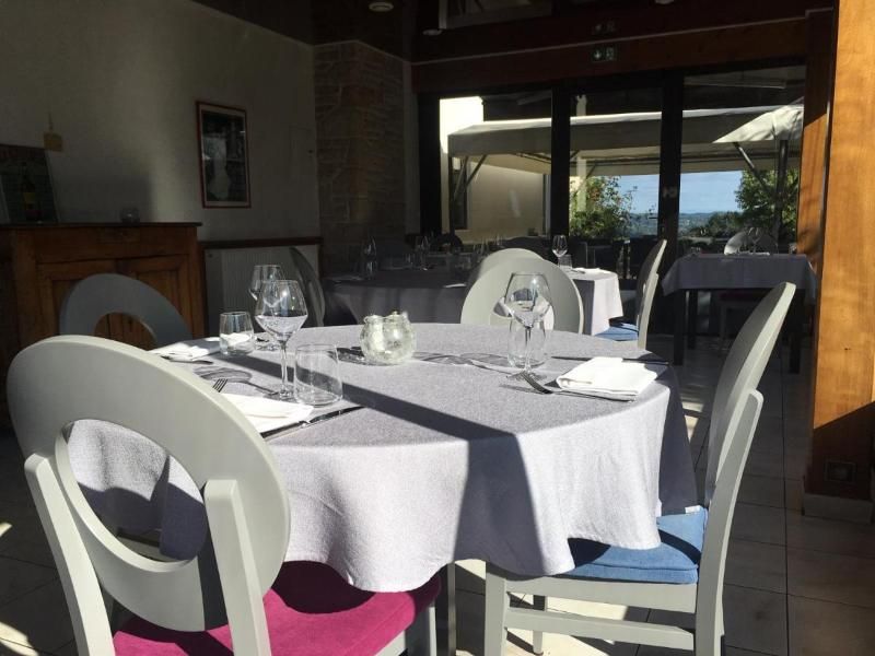 Logis Hotel Le Relais Du Bas Limousin 3 étoiles à Sadroc