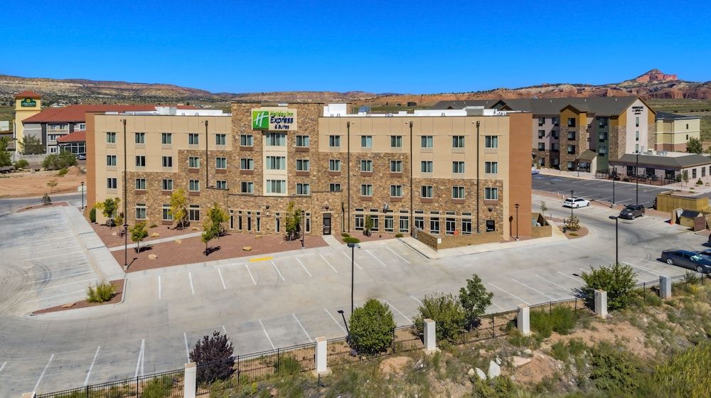Holiday Inn Express Hotel & Suites Gallup East by IHG 2 estrellas en Gallup
