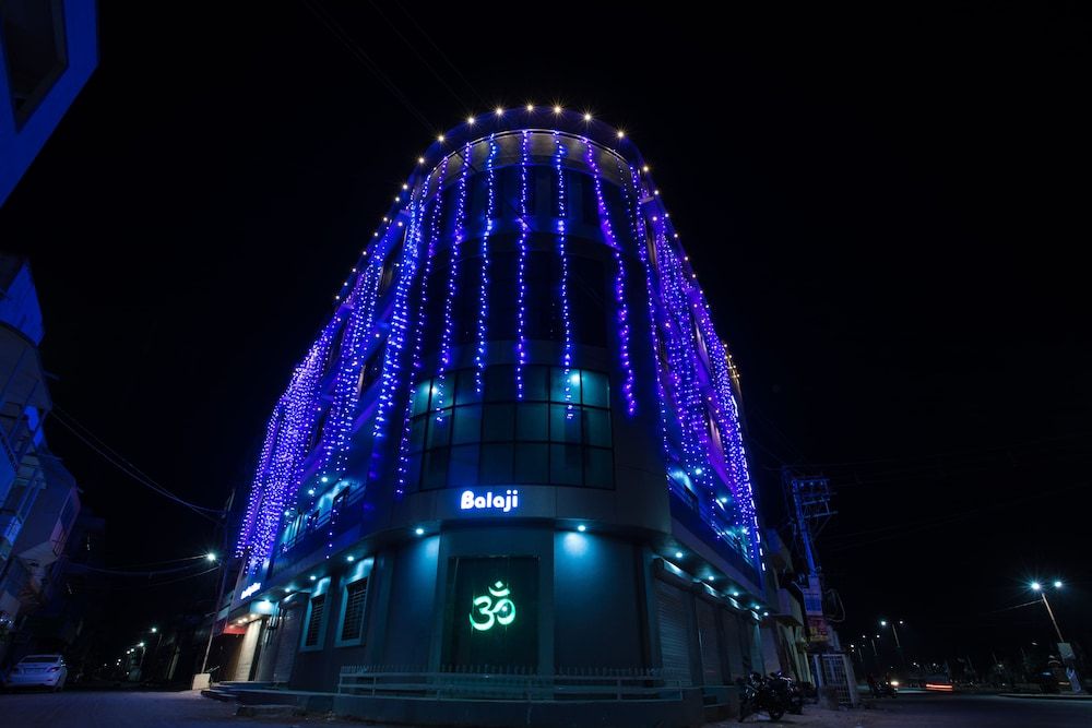 Hotel Balaji Palace -1 estrellas en Porbandar