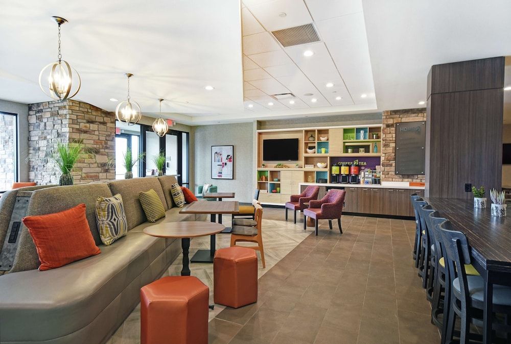 Home2 Suites by Hilton Beloit 2