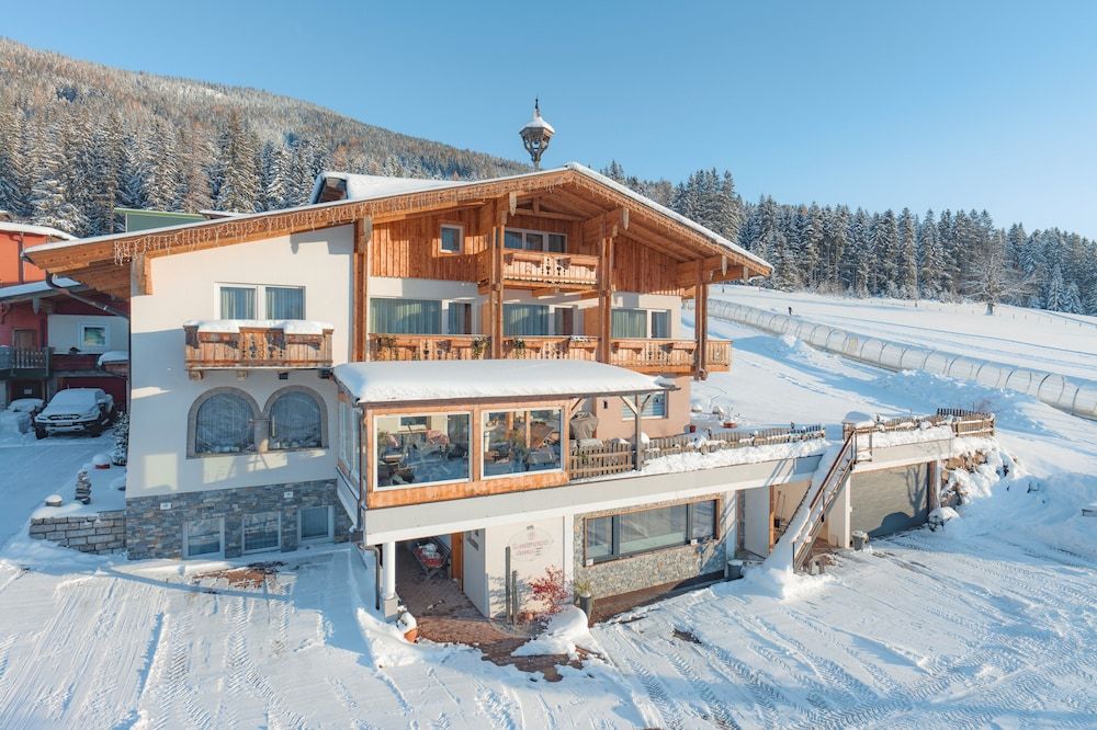 Landhotel Anna -1 estrellas en Sankt Martin am Tennengebirge