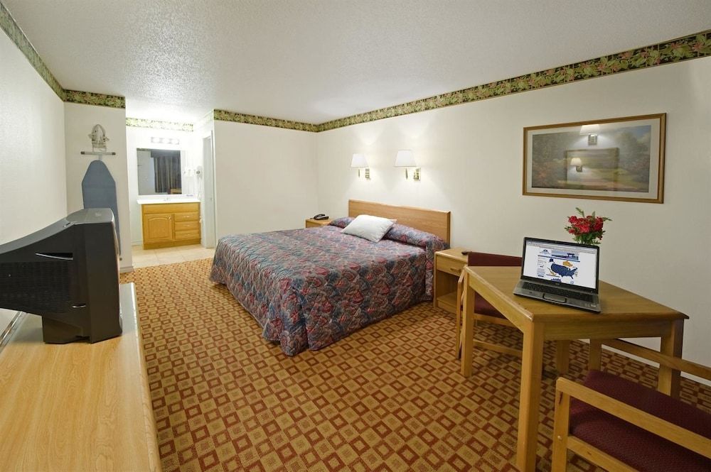 Americas Best Value Inn Weatherford, TX 3