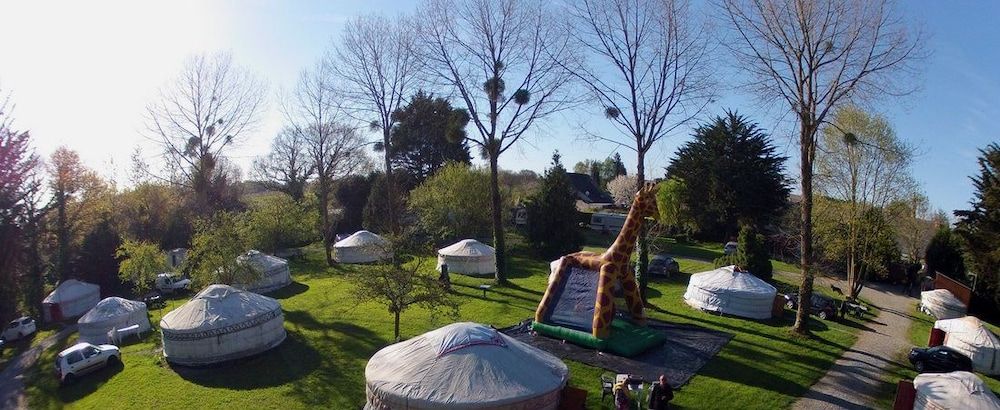 Le Village de Yourtes -1 estrellas en Beaussais sur Mer