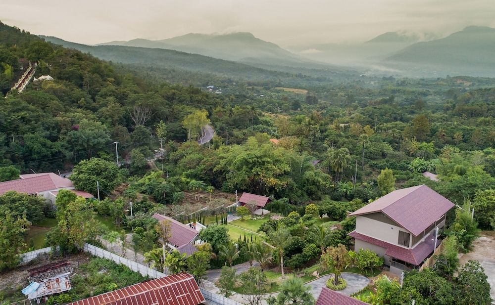 Thanburi Resort -1 estrellas en Chom Thong