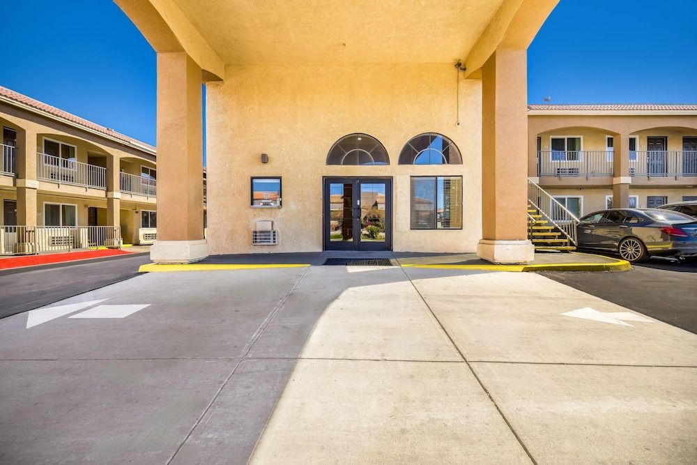 Quality Inn & Suites Victorville – Hesperia 3 estrelas em Hesperia