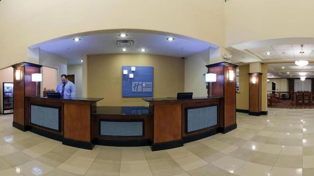Holiday Inn Express Hotel & Suites Bainbridge by IHG 2