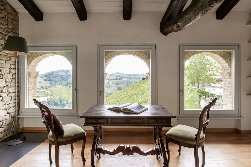 Villa Langhe in Castiglione Falletto 2