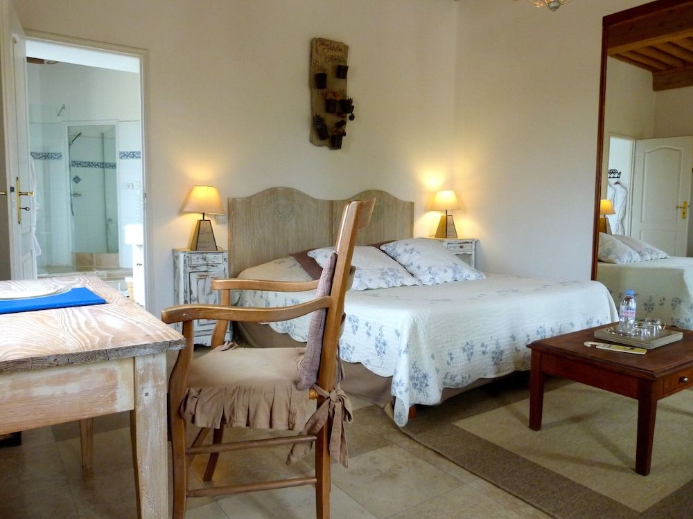 Domaine Du Manoir 2