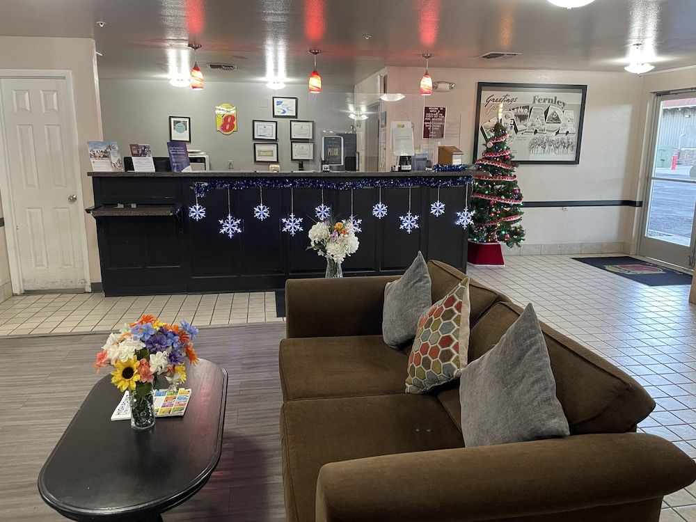 Super 8 by Wyndham Fernley 3