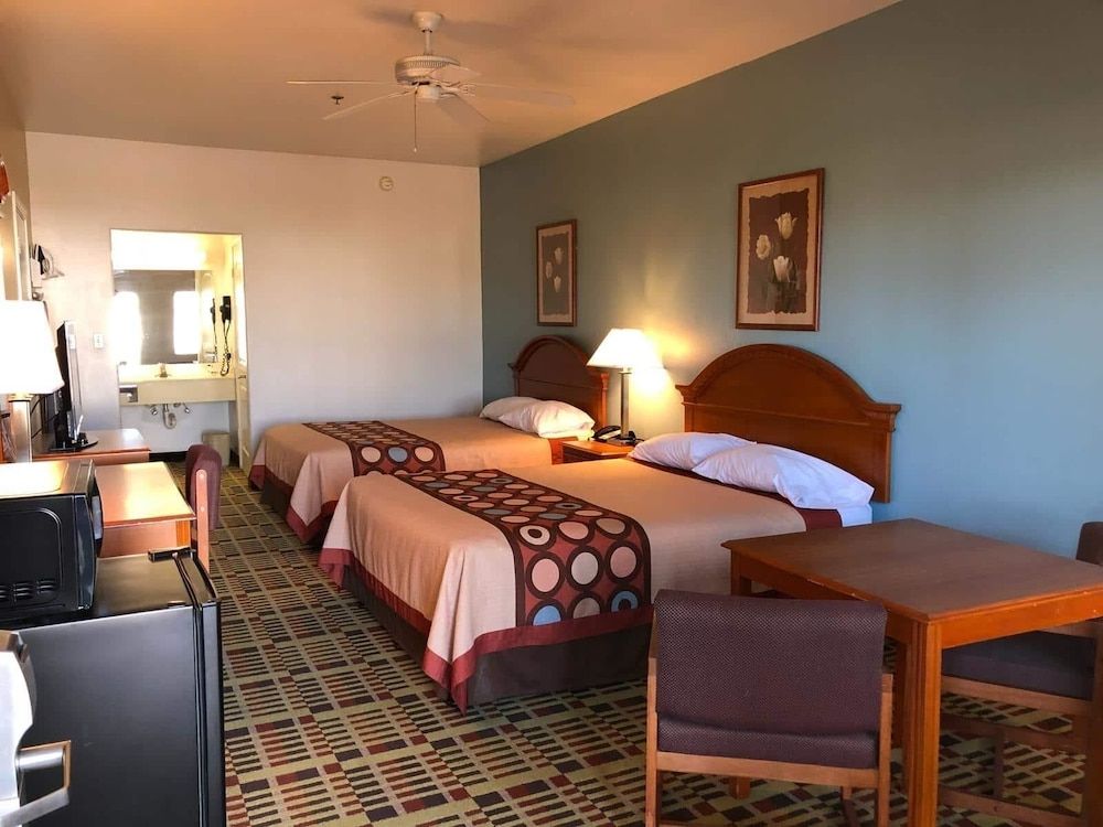 Scottish Inns & Suites Forney/East Dallas 2 estrellas en Forney