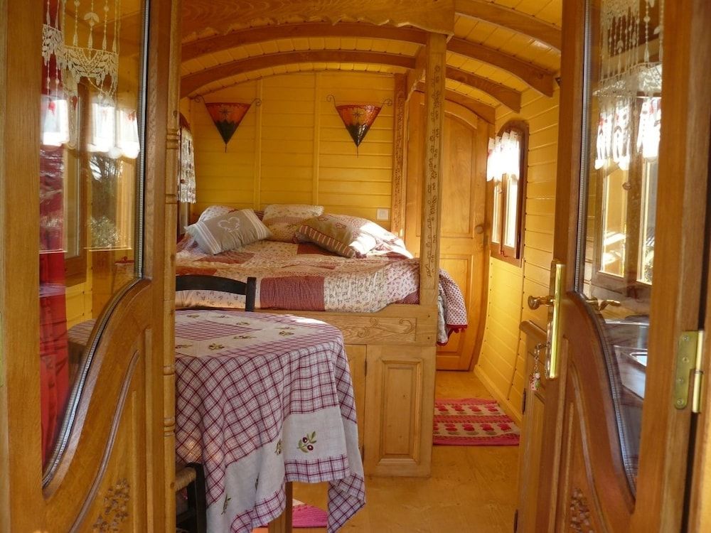 La Clé des Roulottes Campsite 2