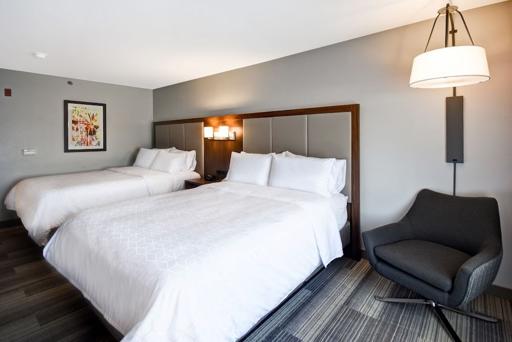 Holiday Inn Express & Suites Schererville by IHG 3