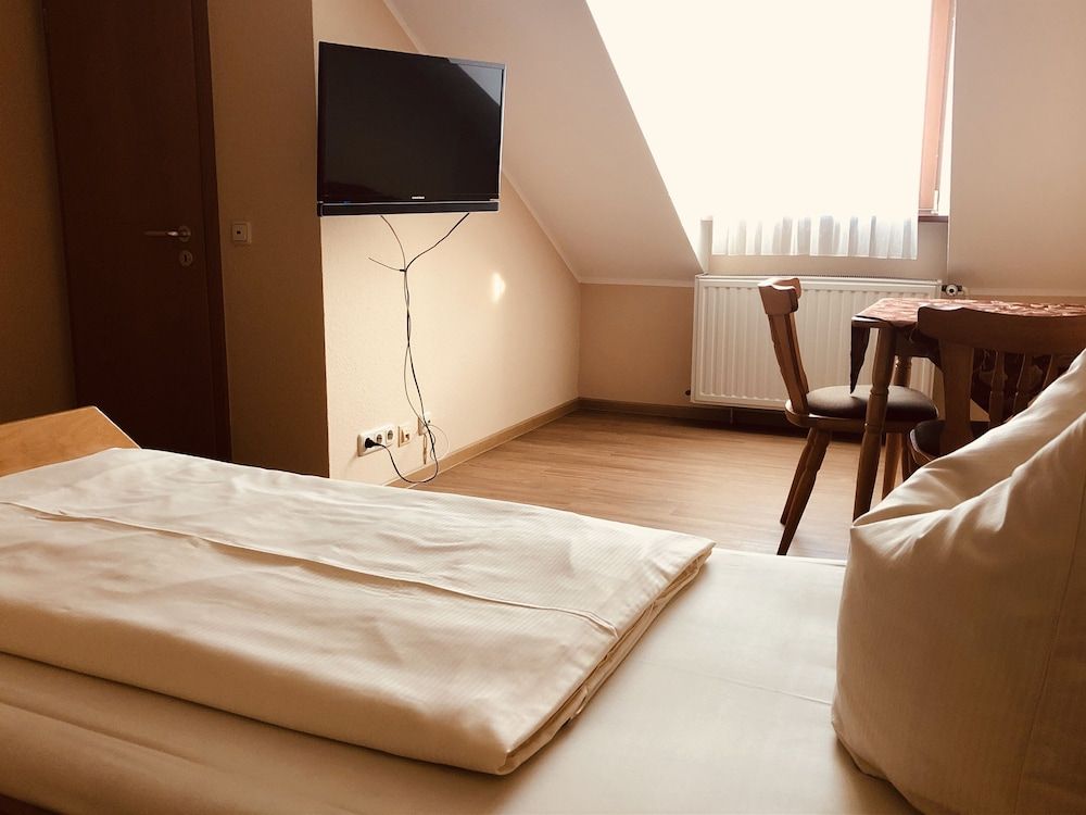 Zum Schwarzen Roß Landgasthof -1 estrellas en Eichenzell