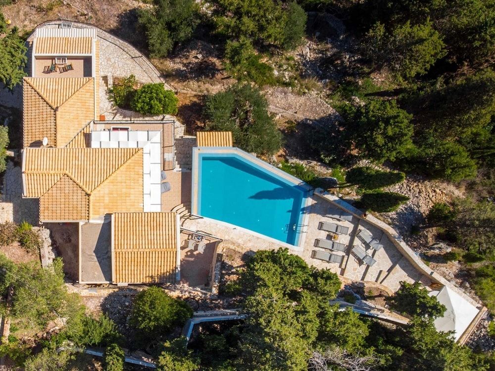 Danai Villa - Charming Escape With Oceanside Views 2