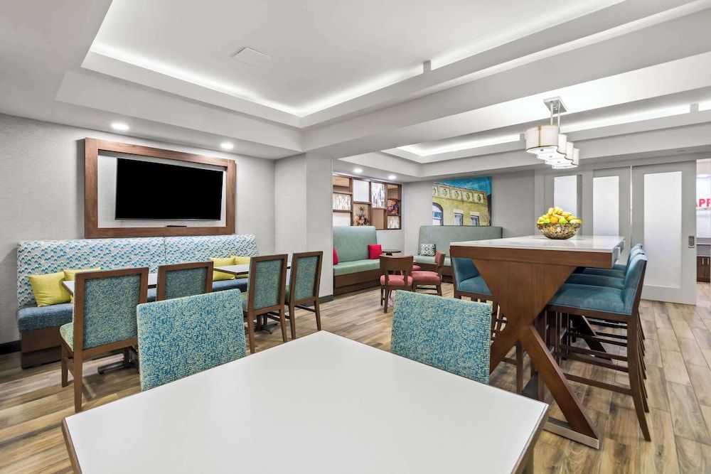 Hampton Inn Lexington/Georgetown 2