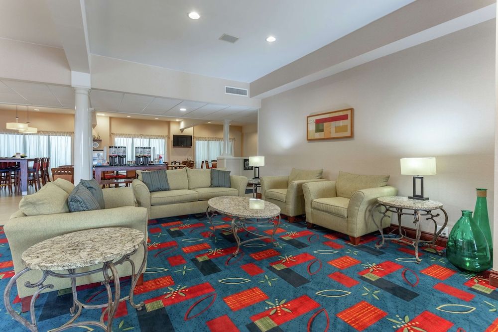 Hampton Inn Jefferson City at Capital Mall 3