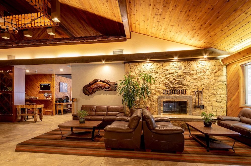 Best Western Plus Tree House 3