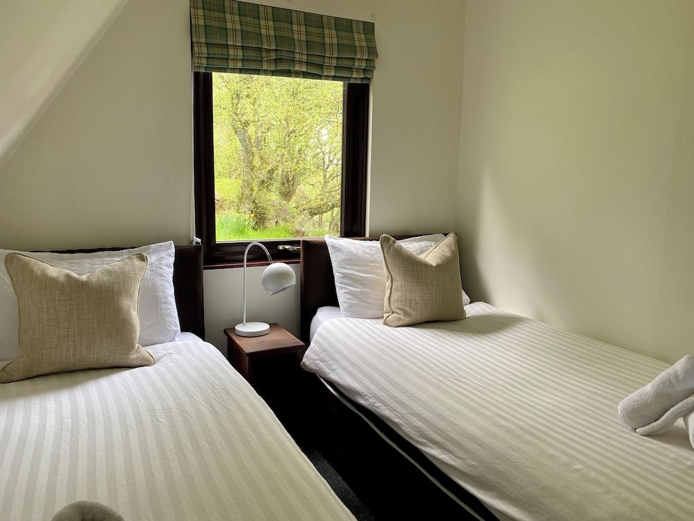 Glen Lodges 2