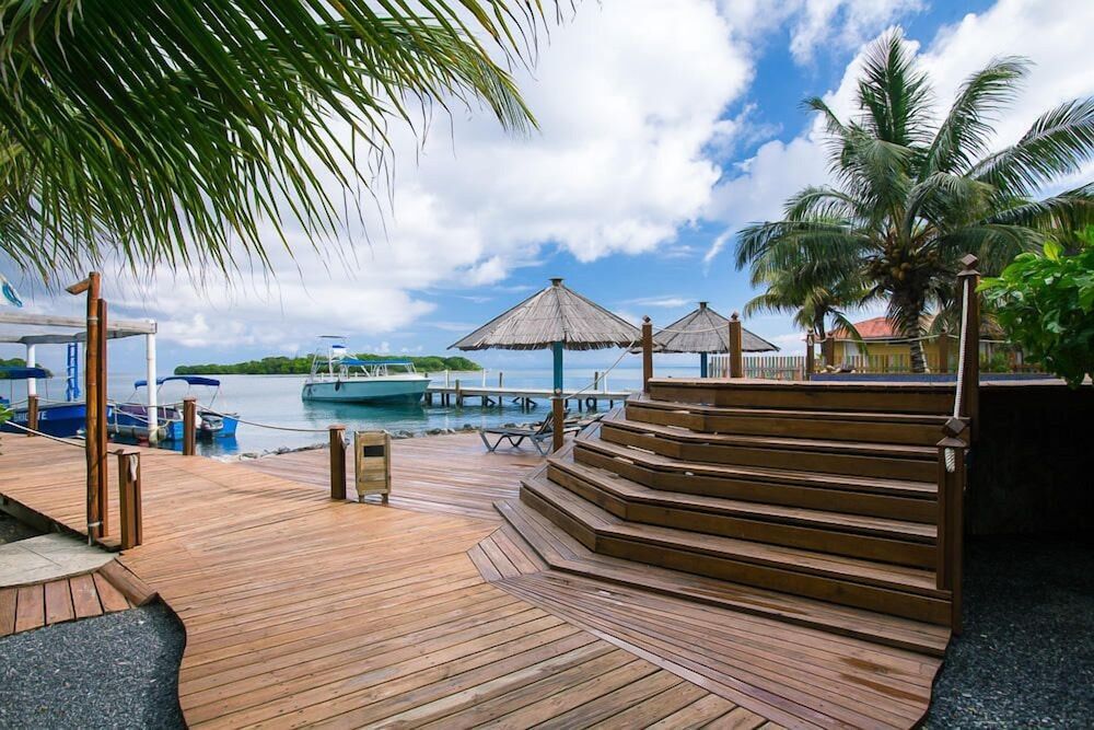 Wikkid Resort 3 estrellas en Dixon Cove
