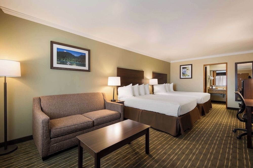 Best Western Holiday Hotel 3