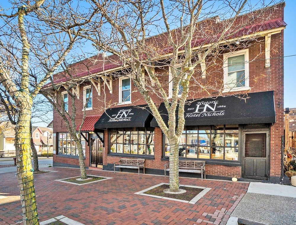 Historic Hotel Nichols -1 estrelas em South Haven