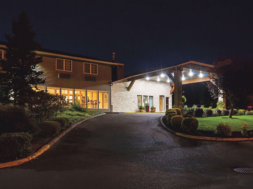 La Quinta Inn & Suites by Wyndham Woodburn 3 estrellas en Woodburn