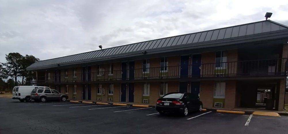 Travelodge by Wyndham Petersburg 3 estrellas en Petersburg
